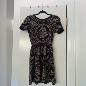 Romeo & Juliet Couture Sweater Print Dress